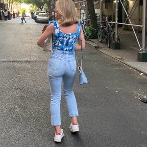 Abercrombie Curve Love Ankle Straight light wash Jeans